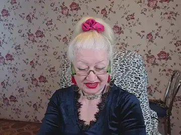 Maya_Mayflower from stripchat