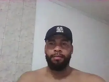 Stripchat Live Sex Cam of saintmorenobrag