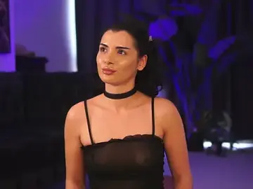 Stripchat Best live sex cam show of NaughtyChloe