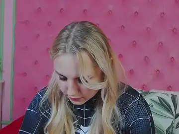 Stripchat Adult Webcams of Sky_Cutie