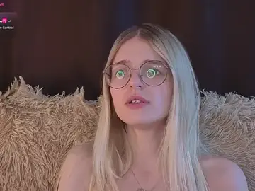 Stripchat Adult Webcams of MonicaShiny