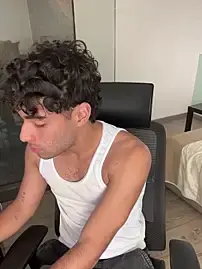 Stripchat Live Sex Cam of RaphaelDufort