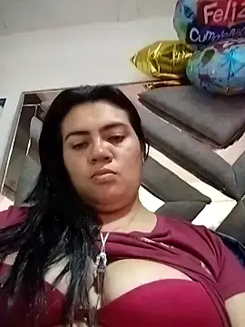 Stripchat Free Live Porn of naughty-sharlot