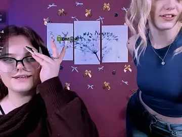 Stripchat Watch Live Sex Cams of mia_starrr_