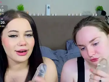 Stripchat Free Live Porn of Mary_Dina