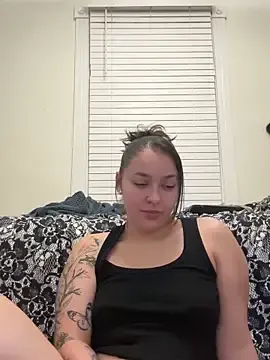 Stripchat Live Sex Cam of babykalirose