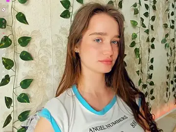 Stripchat Best live sex cam show of lovelyalivia