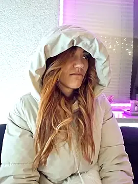 Stripchat Live Sex Cam of SlimBellaa