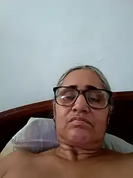 Stripchat Live Sex of _candi