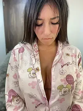 Stripchat Sex Cam of MiaJones21