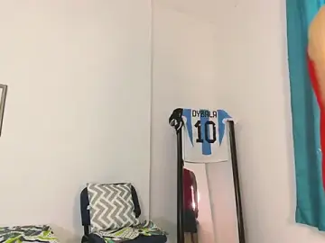 Stripchat Adult Webcam of AlessandroDybala