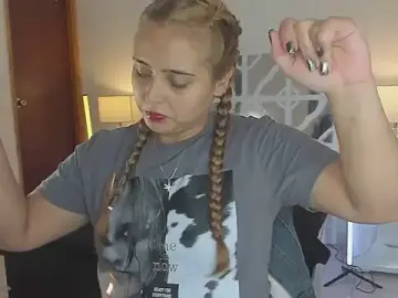 Stripchat Live Porn of MikaelaStone