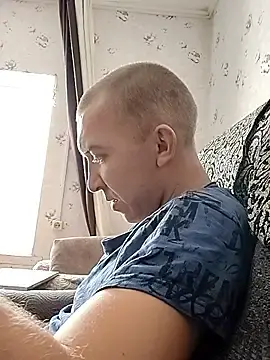 Stripchat Free Live Porn of _uncle_Mitya-43_