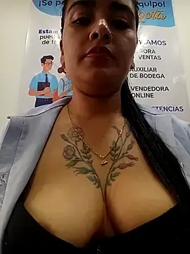 Stripchat Live Porn of MAYE__13