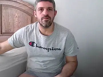 Stripchat Live Sex of Troyt87