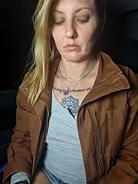 Stripchat Adult Webcams of SheIsSomething