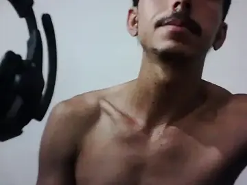 Stripchat Best live sex cam show of MagrinhoSaradoo