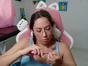 Stripchat Watch Live Sex Cams of MommyMiaWs