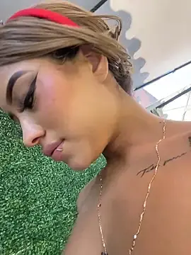 Stripchat Live Porn of MystiqueXXX