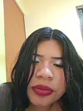 Stripchat Sex Cam of Cannella_0