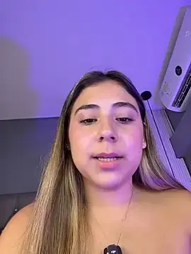 Stripchat Free Live Porn of MelodyRey_