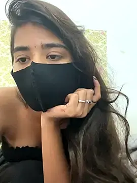 Sexykhushi041 from stripchat