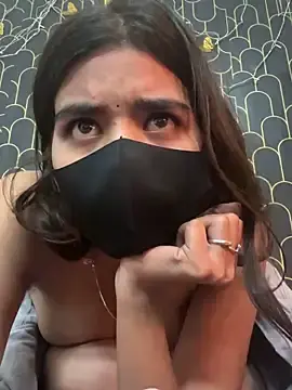 Sexykhushi041 from stripchat