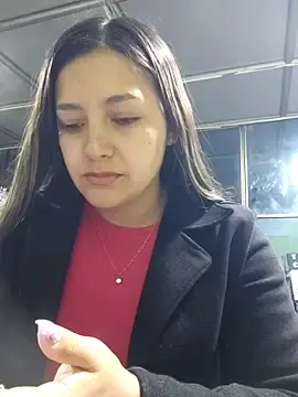 Stripchat Live Sex Cam of alana_69