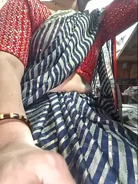 Stripchat Free Porn Cam of indianhotwife639