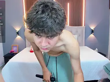 Stripchat Nude Webcam of Tommy18__