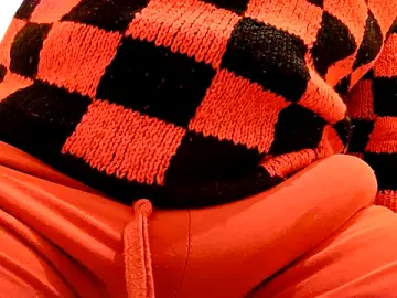 Stripchat Live Sex Cam of gae89tano