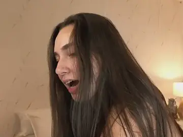 Stripchat Sex Cam of ava_blue