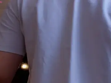 Stripchat Free Porn Cam of Julian_Mercier