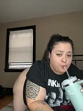 Stripchat Adult Webcam of Tillymarie