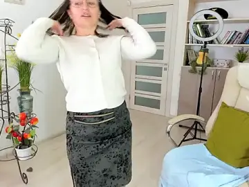 Stripchat Live Sex Cam of Vika73