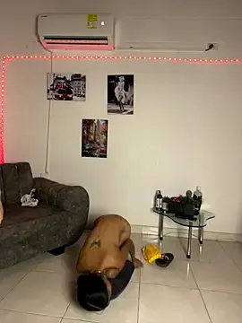 Stripchat Nude Webcam of royalgirls_x