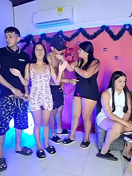 Stripchat Free Live Porn of royalgirls_x