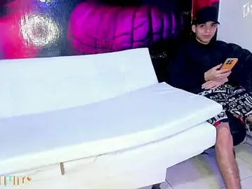 Stripchat Sex Cam of AmazingPartys