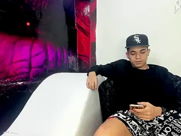 Stripchat Free Porn Cam of AmazingPartys