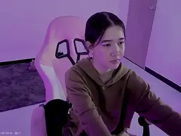 Stripchat Adult Webcams of LilithCary