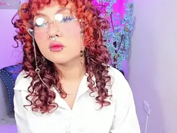 Stripchat Sex Cam of Theia_moon