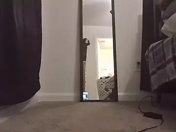 Stripchat Live Sex Cam of sexybigdick04