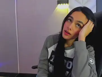 Stripchat Adult Webcam of ChloeHarper_