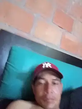 Stripchat Live Sex Cam of Mycansonhot