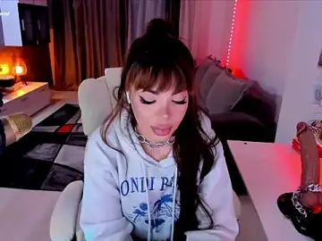 Stripchat Sex Cam of Miss_kay1111