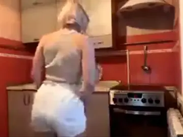 Stripchat Free Live Porn of Scarlet_cat