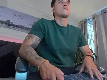 Damian23__ from stripchat