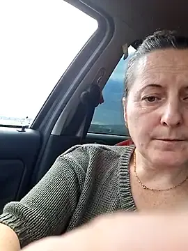 Stripchat Free Live Porn of Sweet-milf-