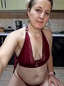 Stripchat Nude Webcam of Sweet-milf-