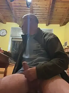 Stripchat Live Sex of pucelano1967